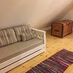 Vaelja Летний дом Падасте