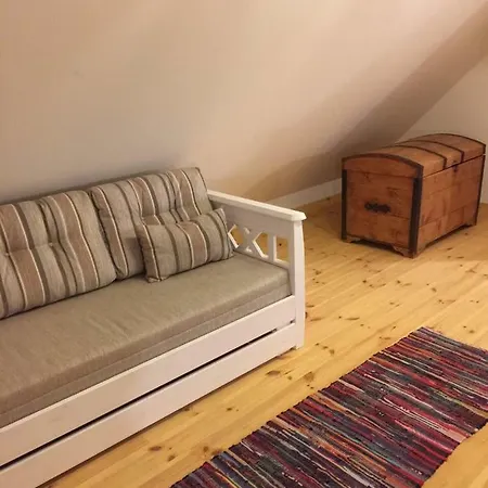 Vaelja Maamaja Padaste (Muhu)