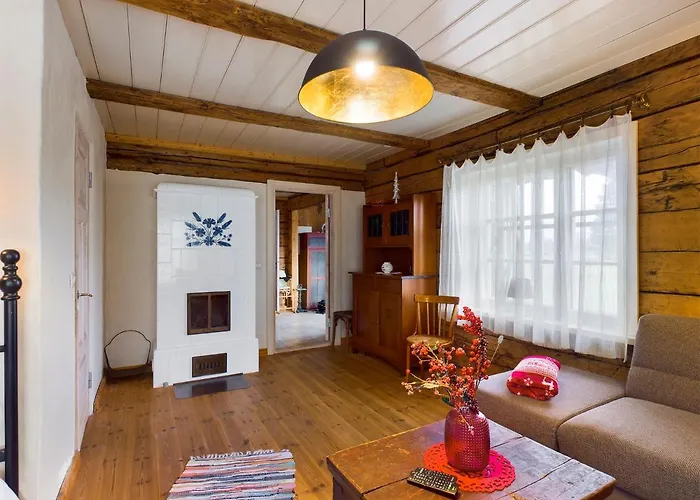 Landhuis Vaelja Pädaste